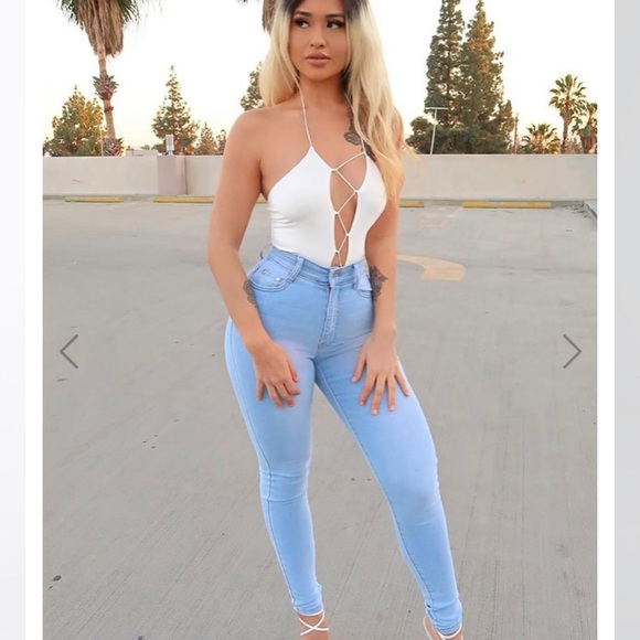 FashionNova High Waisted Light-wash Skinny Jean - Picture 2 of 8